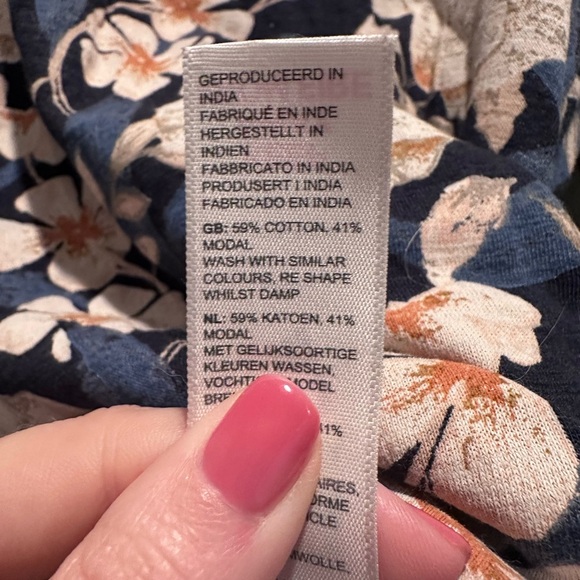 FatFace Women's Blue Cream Floral Blouse Top Size 2 - Picture 8 of 9